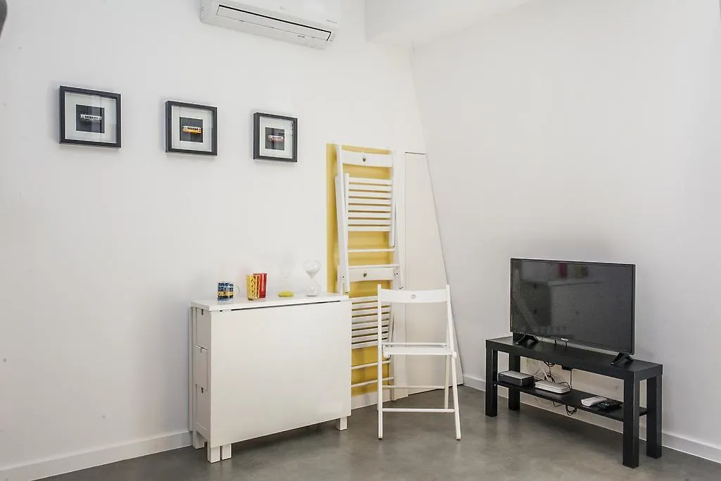 The Love Tram Apartment Lisbon Portugal
